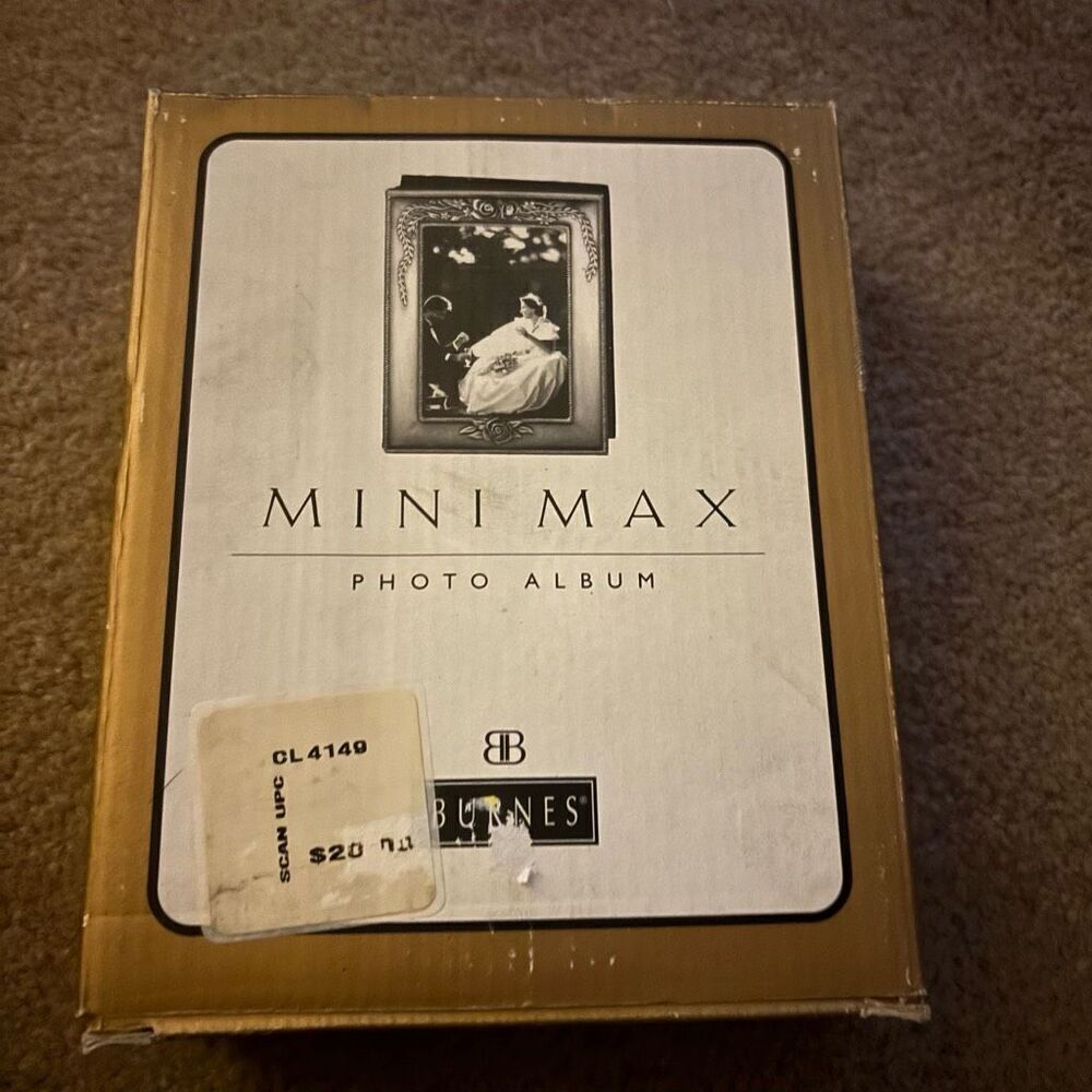 Burnes Of Boston 4x6 Mini Max Photo Album *New*